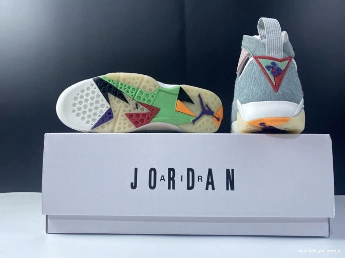 Cheap 7 Neutral Air Grey Retro CT8528-002 Jordan 0705